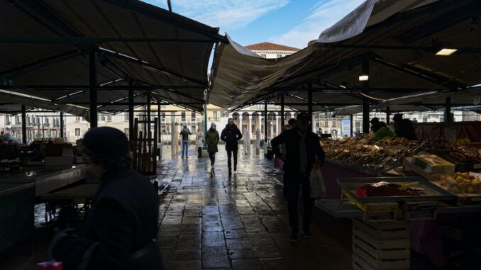 uploaded-image-ormanlar-ve-yesilliklerin-orman-yonetimi-1697900524817